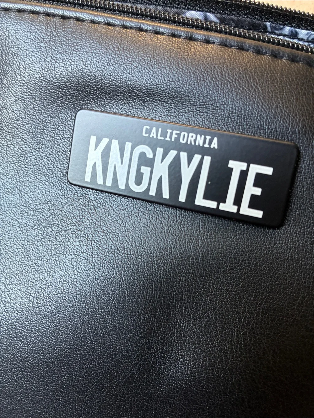 Kylie Cosmetics sleek black
